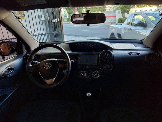 TOYOTA ETIOS 1.3 X 16V FLEX 4P MANUAL